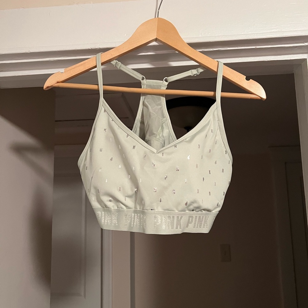 VICTORIAS SECRET LIGHTLY LINED SPORTS BRA *NEW WITH TAGS*